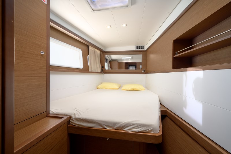 Lagoon 450 — photo 51