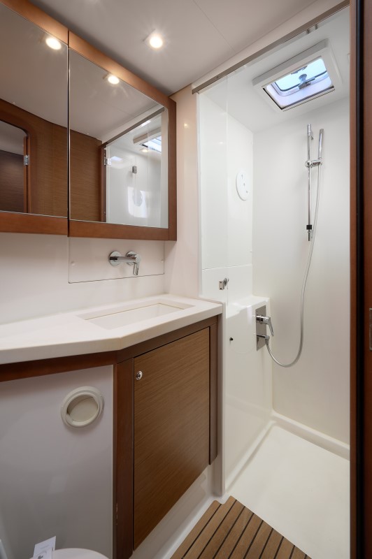 Lagoon 450 — photo 32