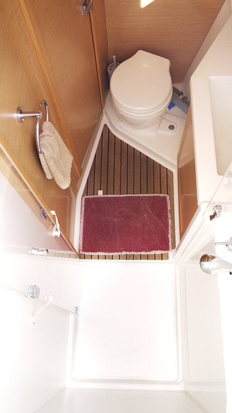 Lagoon 450 — photo 4