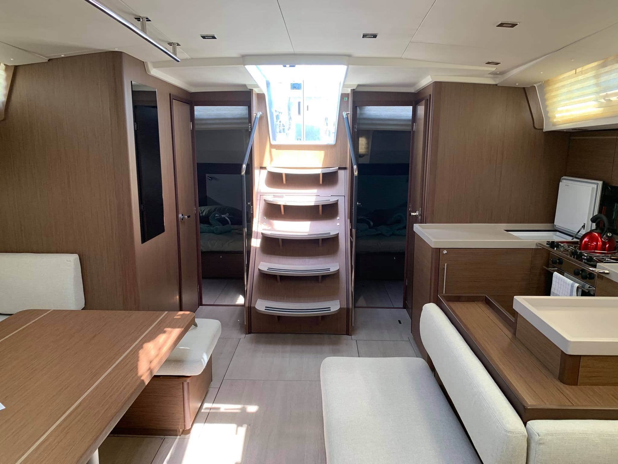 Oceanis 51.1 — photo 3