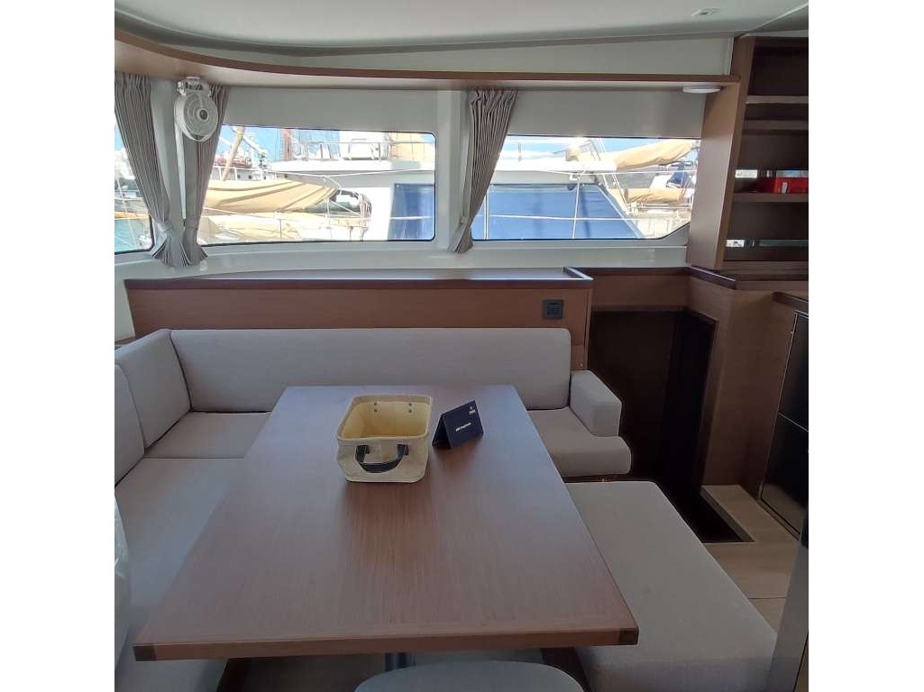 Lagoon 46 — photo 10