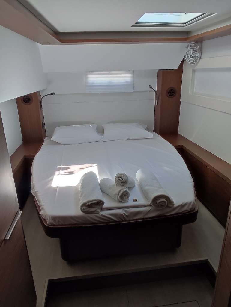 Lagoon 46 — photo 2