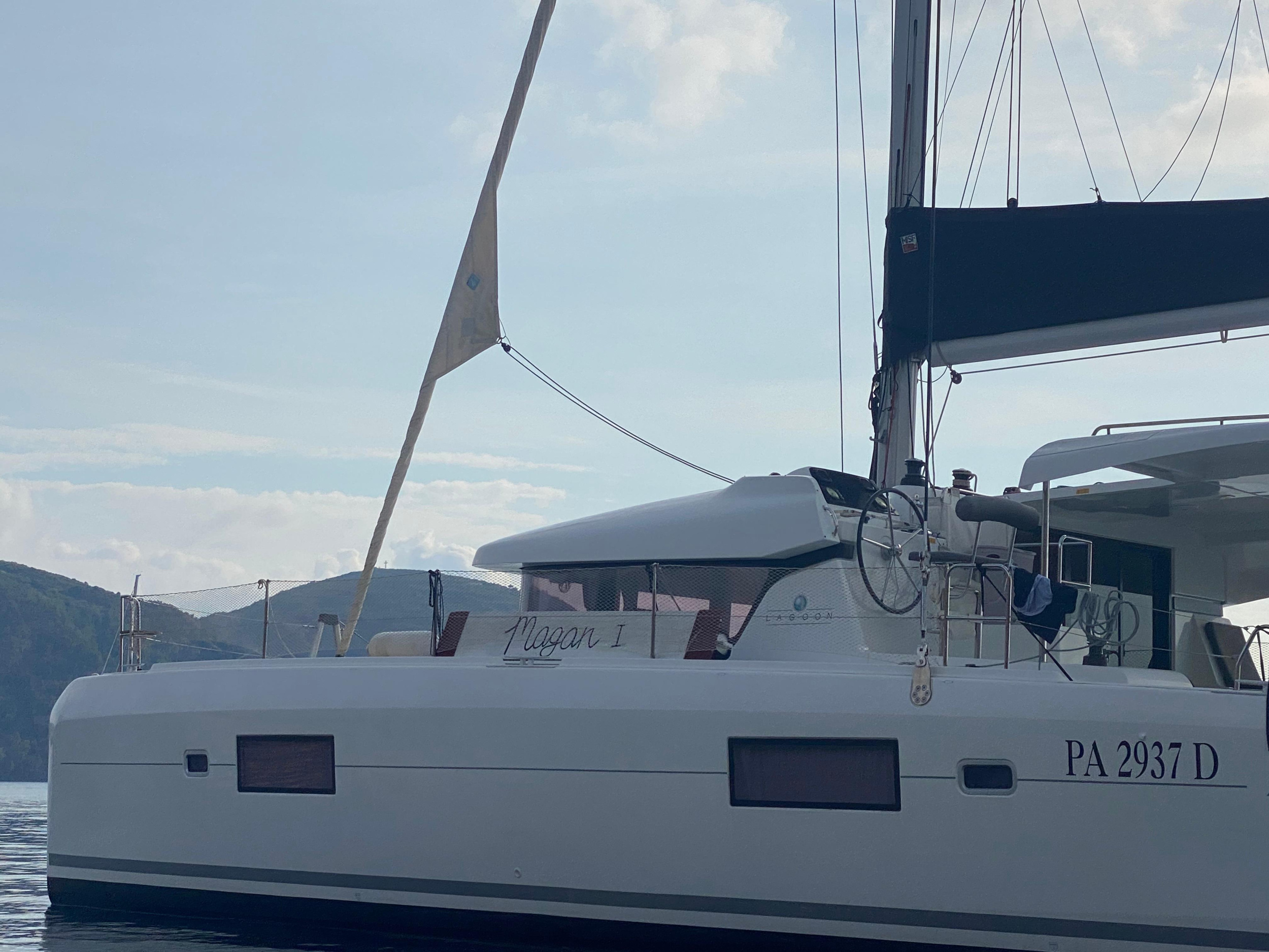 Lagoon 42 — photo 8
