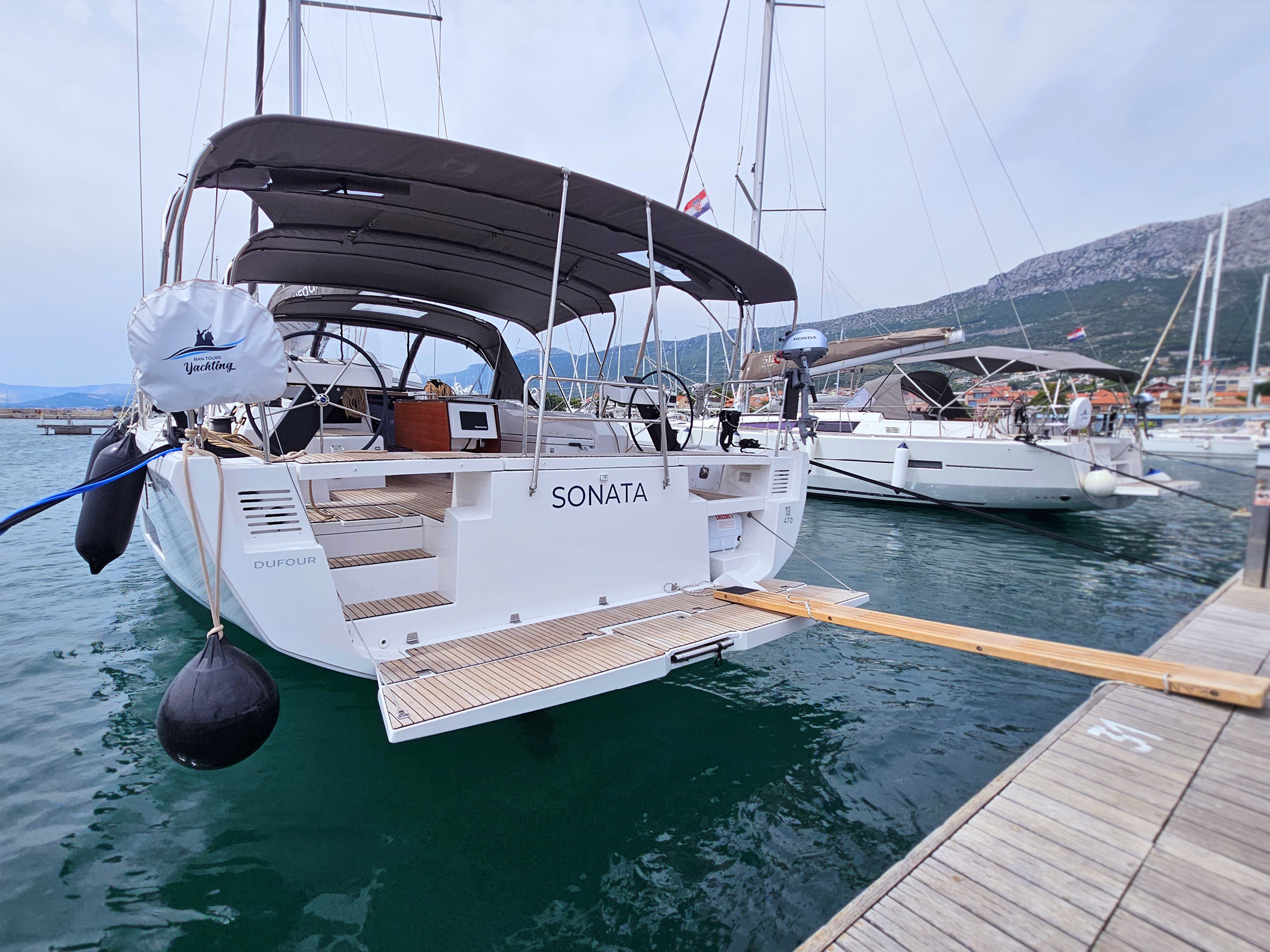 Dufour 470 Grand Large — photo 1