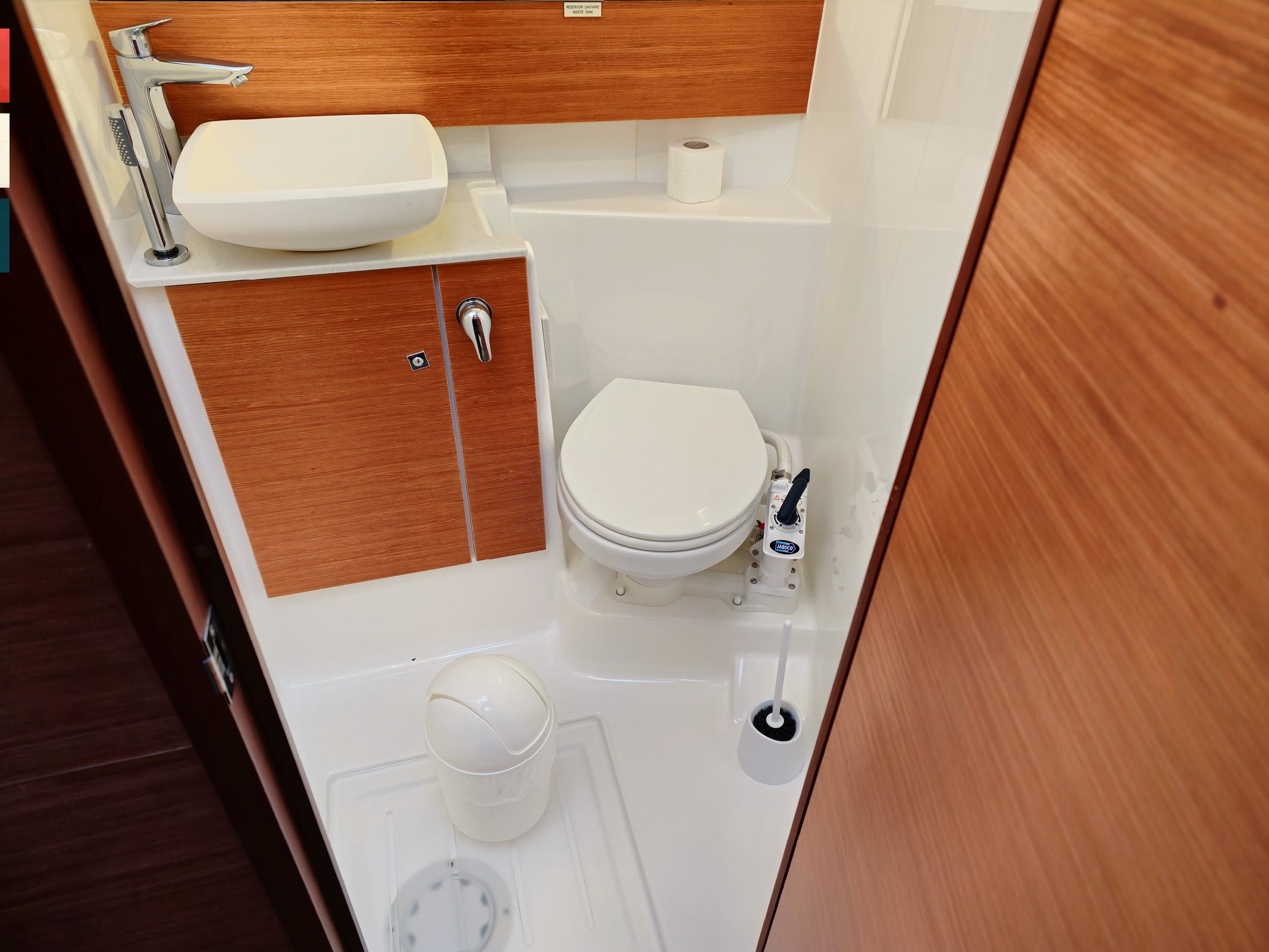 Dufour 430 Grand Large — photo 32