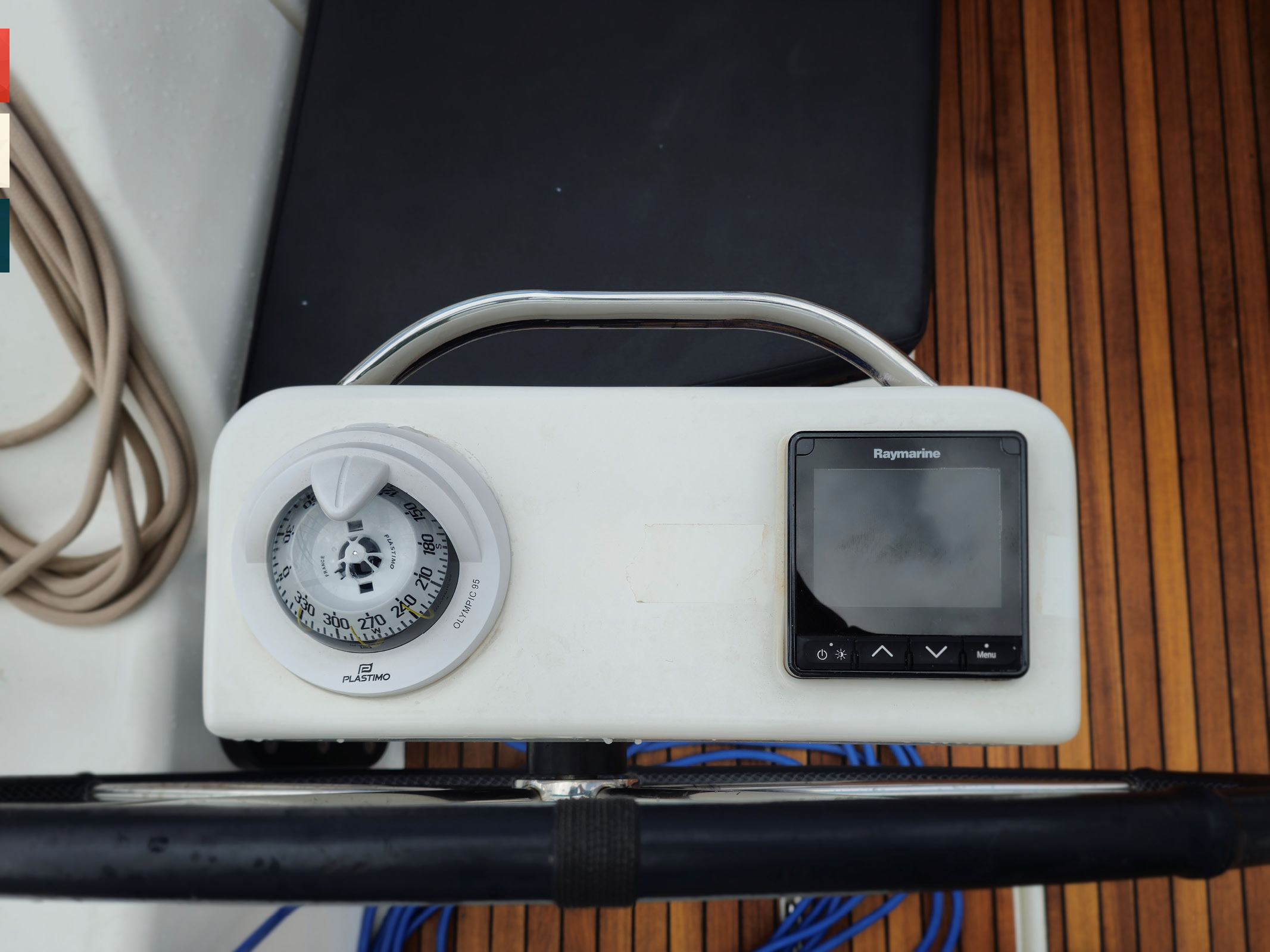 Dufour 430 Grand Large — photo 19