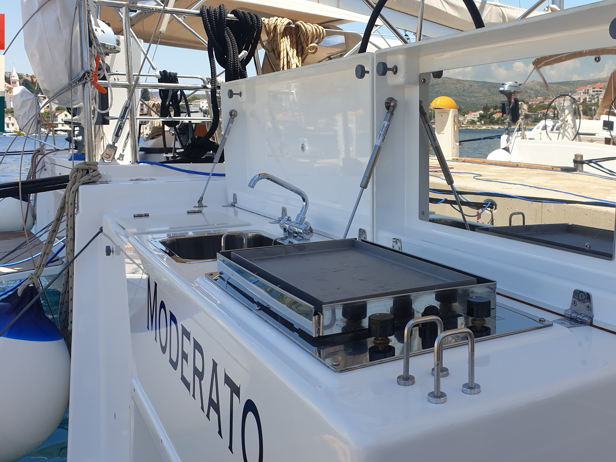 Dufour 430 Grand Large — photo 13