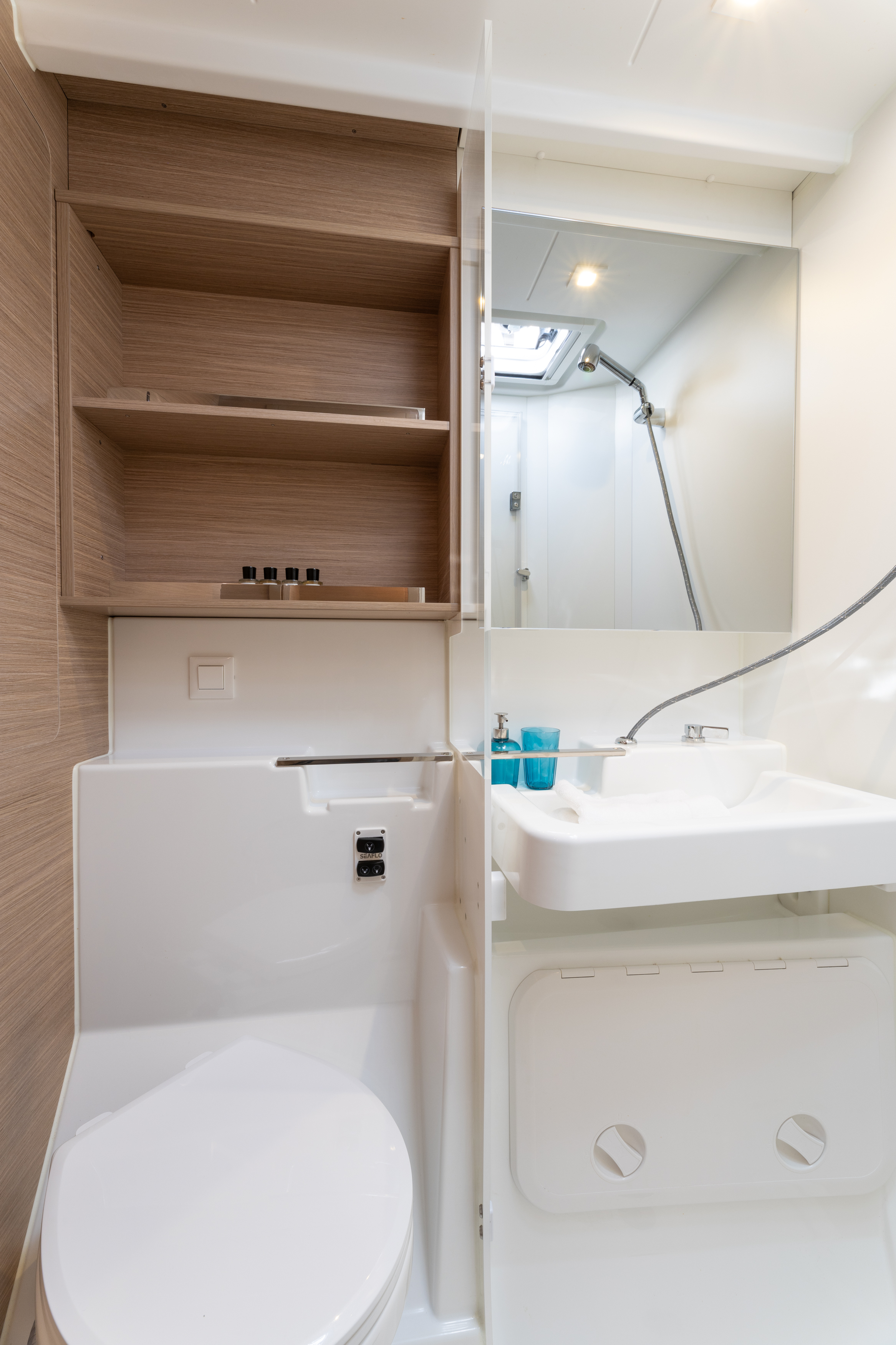 Lagoon 43 — photo 14