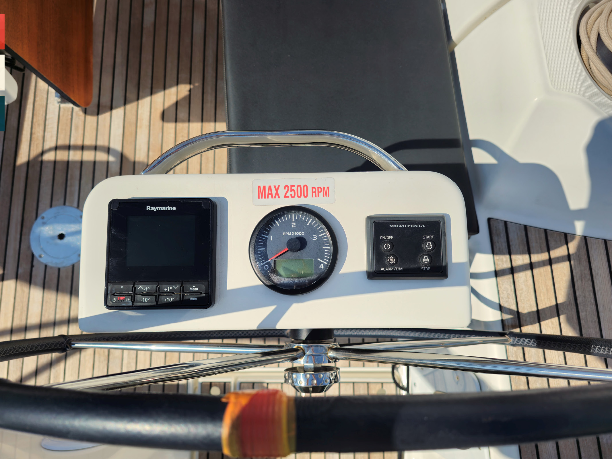 Dufour 360 Grand Large — photo 9