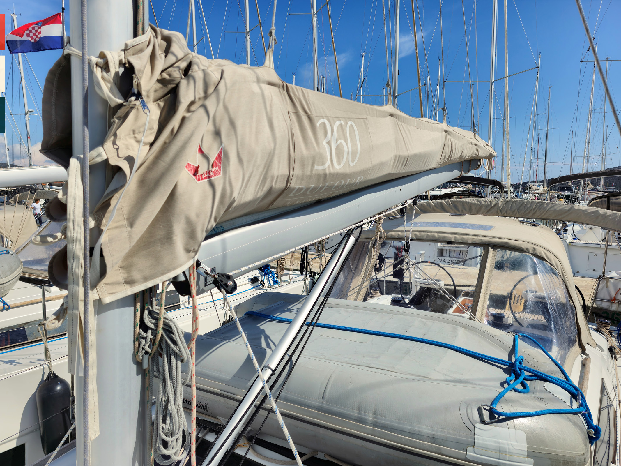 Dufour 360 Grand Large — photo 14