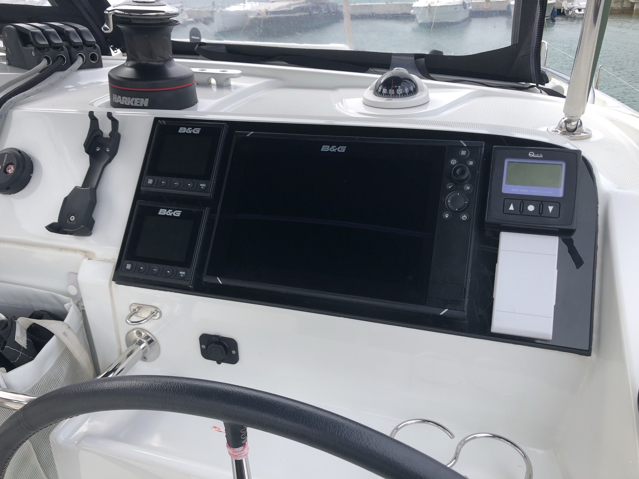 Lagoon 40 — photo 25
