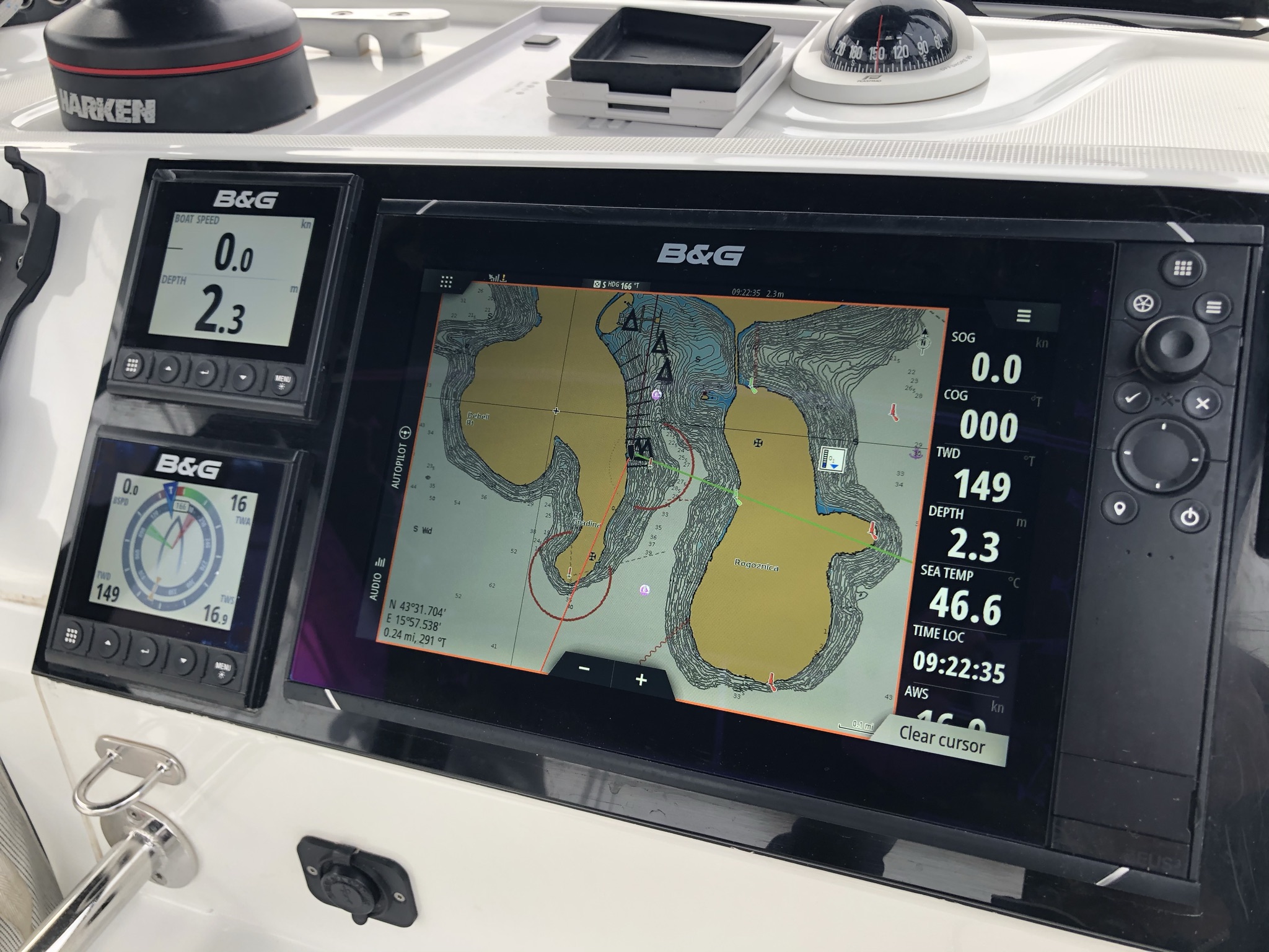 Lagoon 40 — photo 14