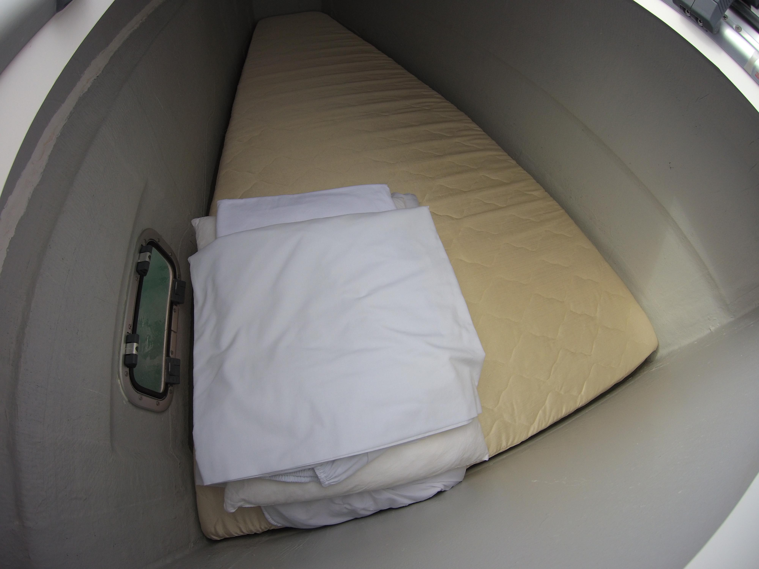Lagoon 40 — photo 18