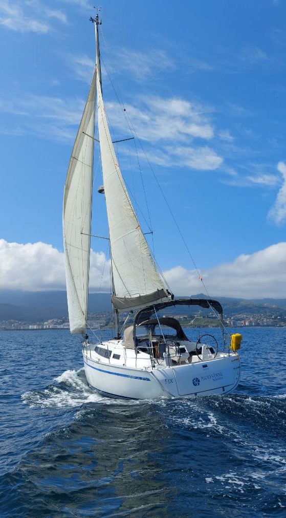 Bavaria 34 — photo 14