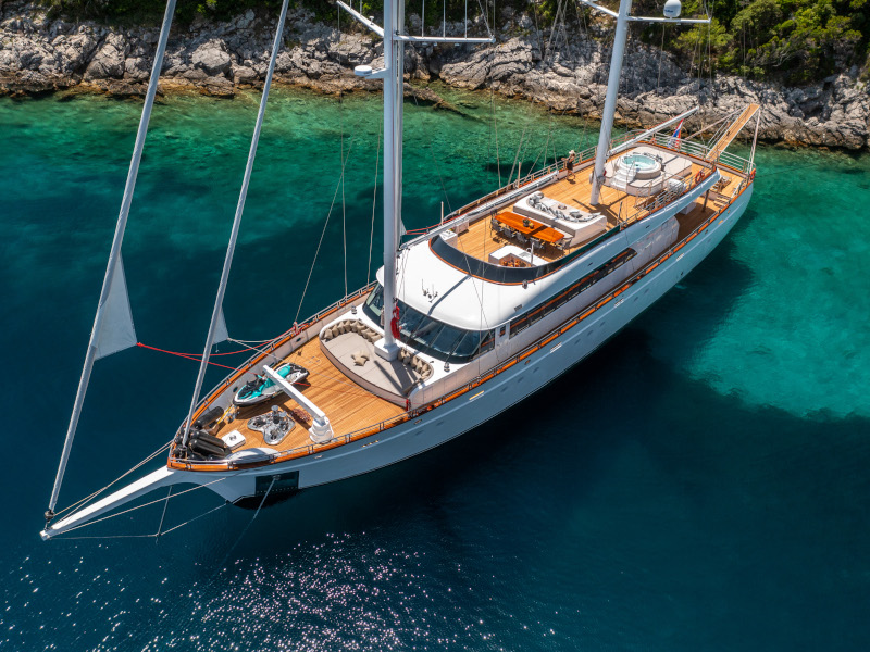 Motoryacht Love Story — photo 1