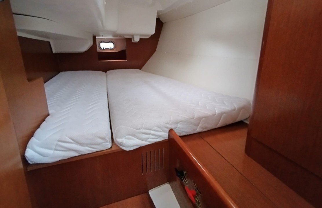 Oceanis 37 — photo 5