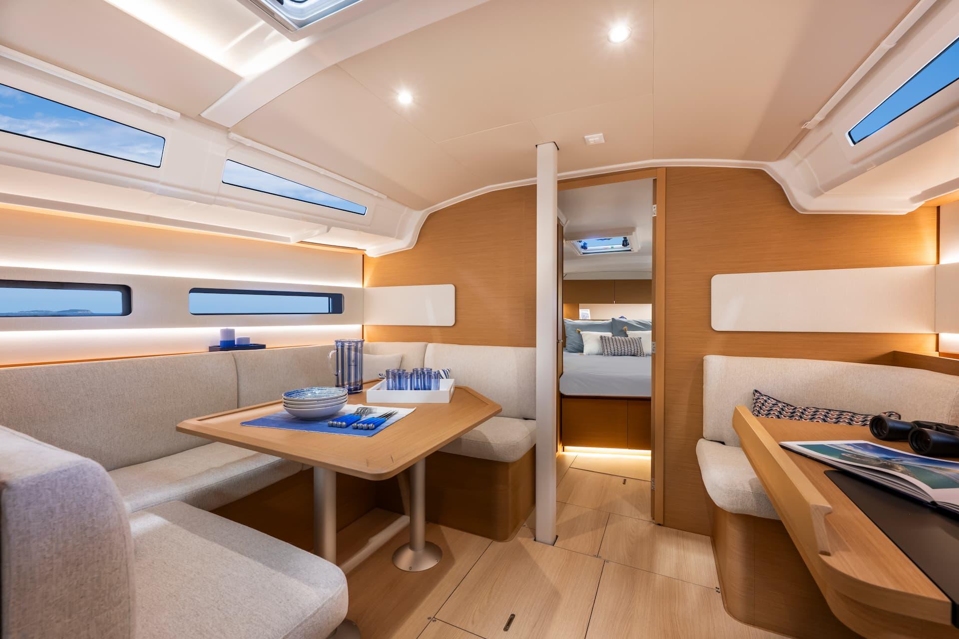 Sun Odyssey 415 — photo 2