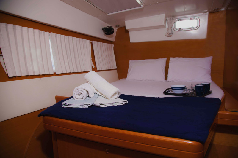 Lagoon 420 — photo 12