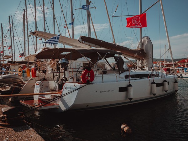 Sun Odyssey 440 — photo 1