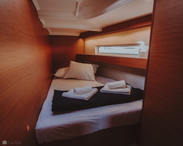Sun Odyssey 440 — photo 2