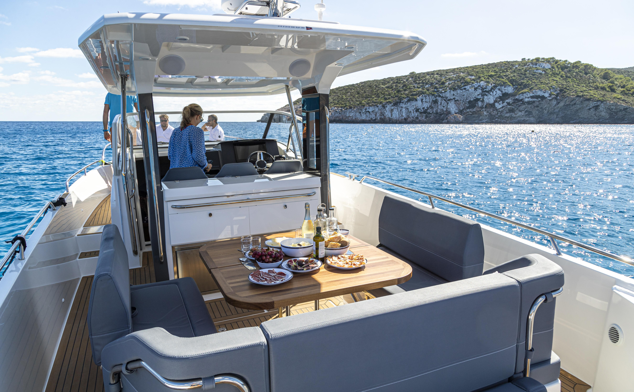 Nimbus Tender T11 — photo 90