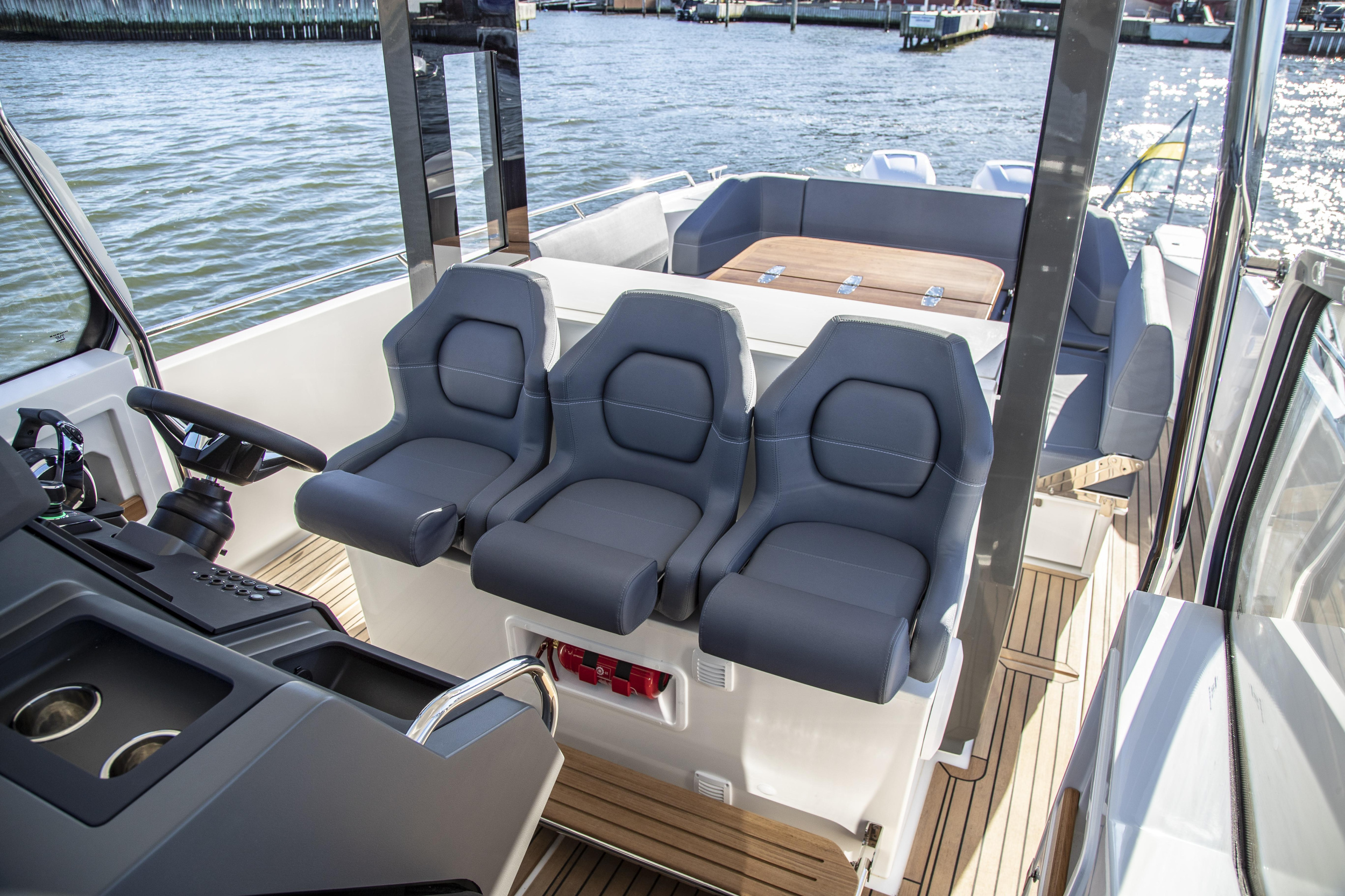 Nimbus Tender T11 — photo 18