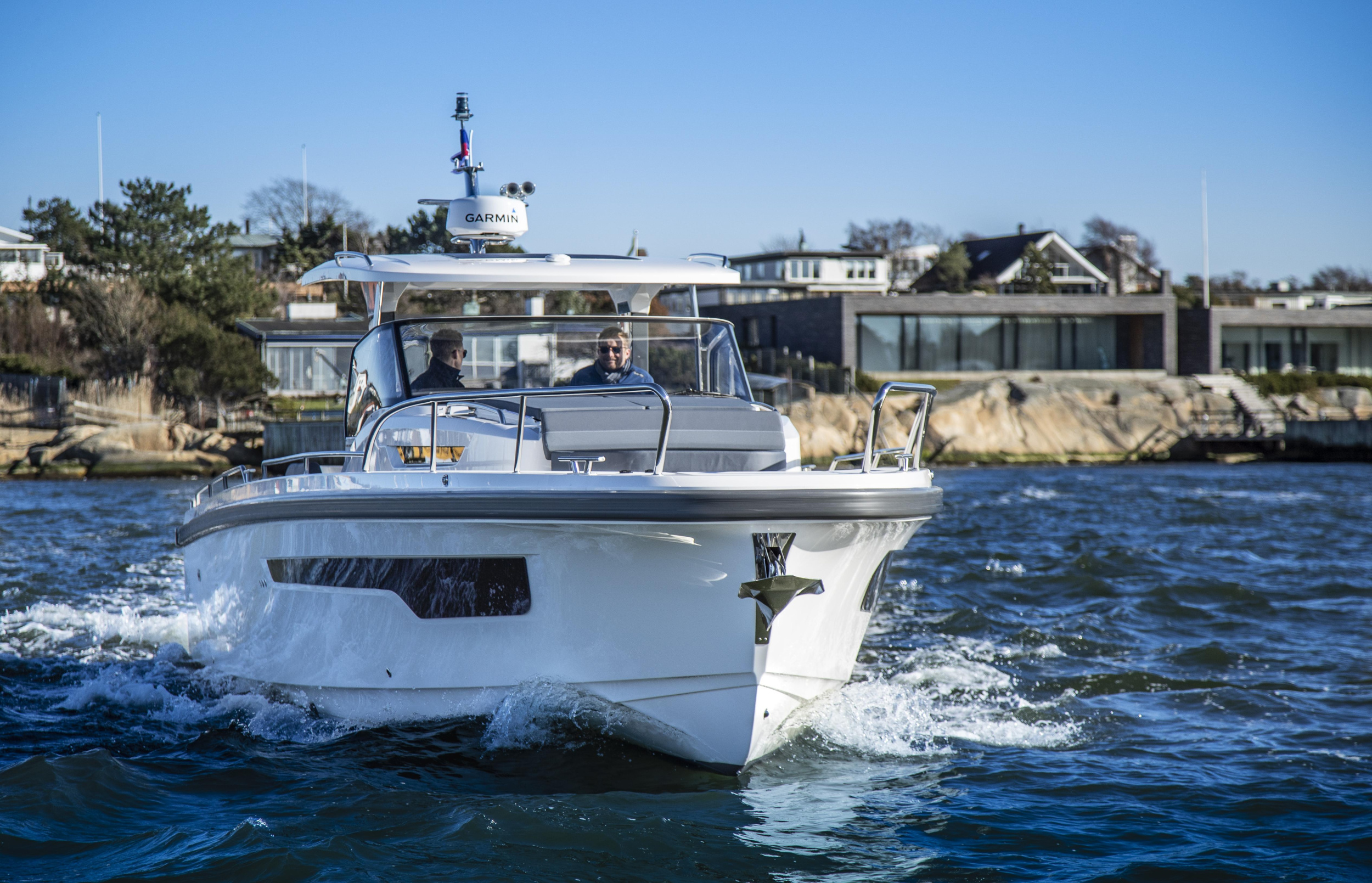 Nimbus Tender T11 — photo 49
