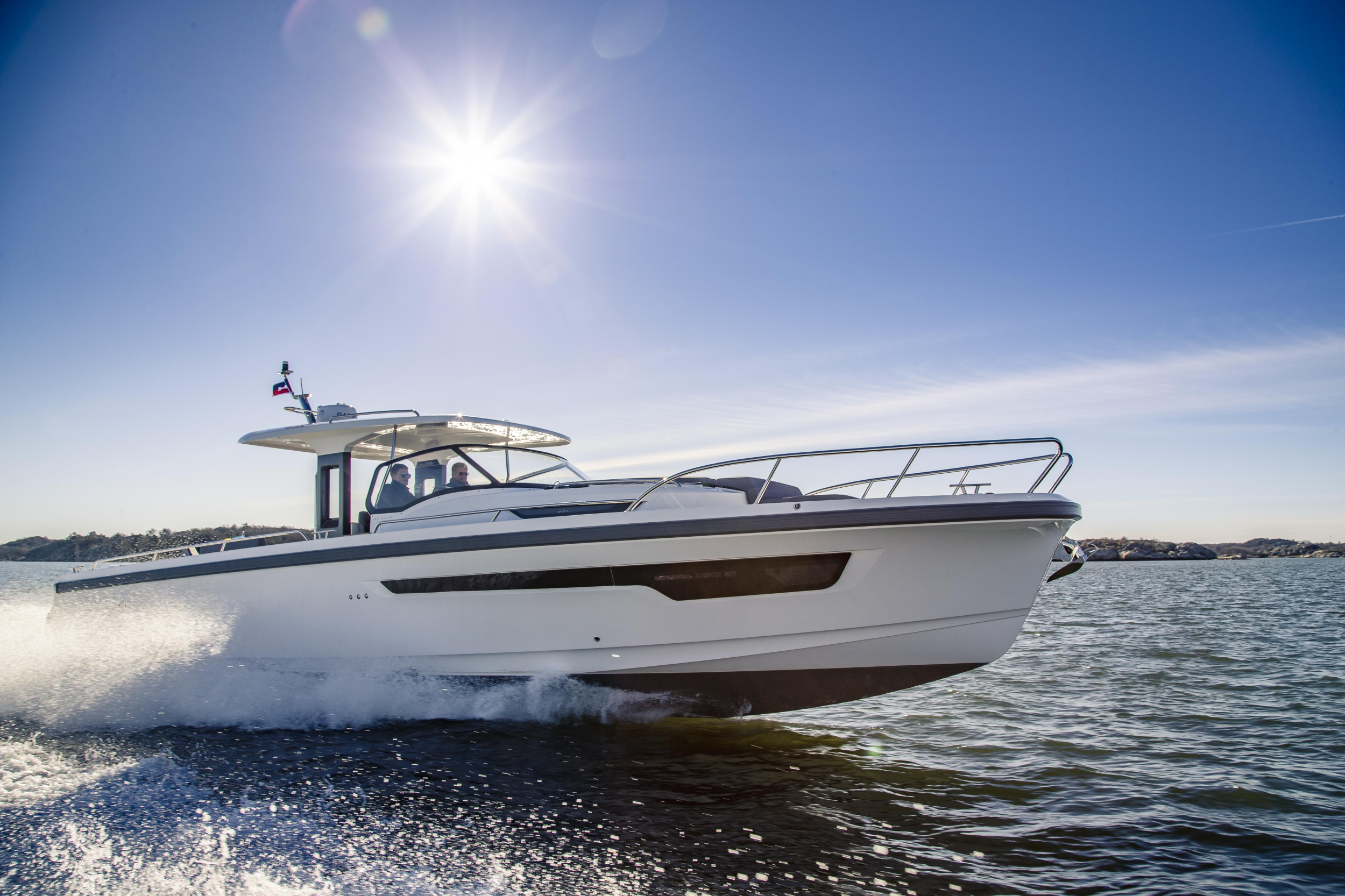 Nimbus Tender T11 — photo 103