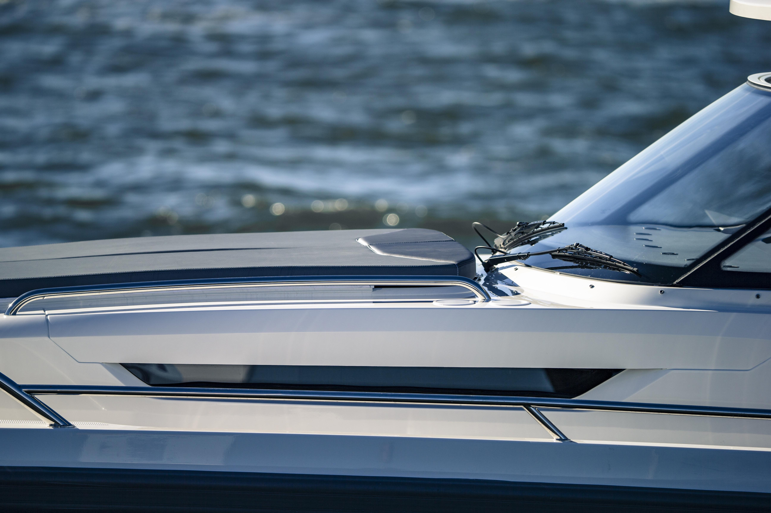Nimbus Tender T11 — photo 29