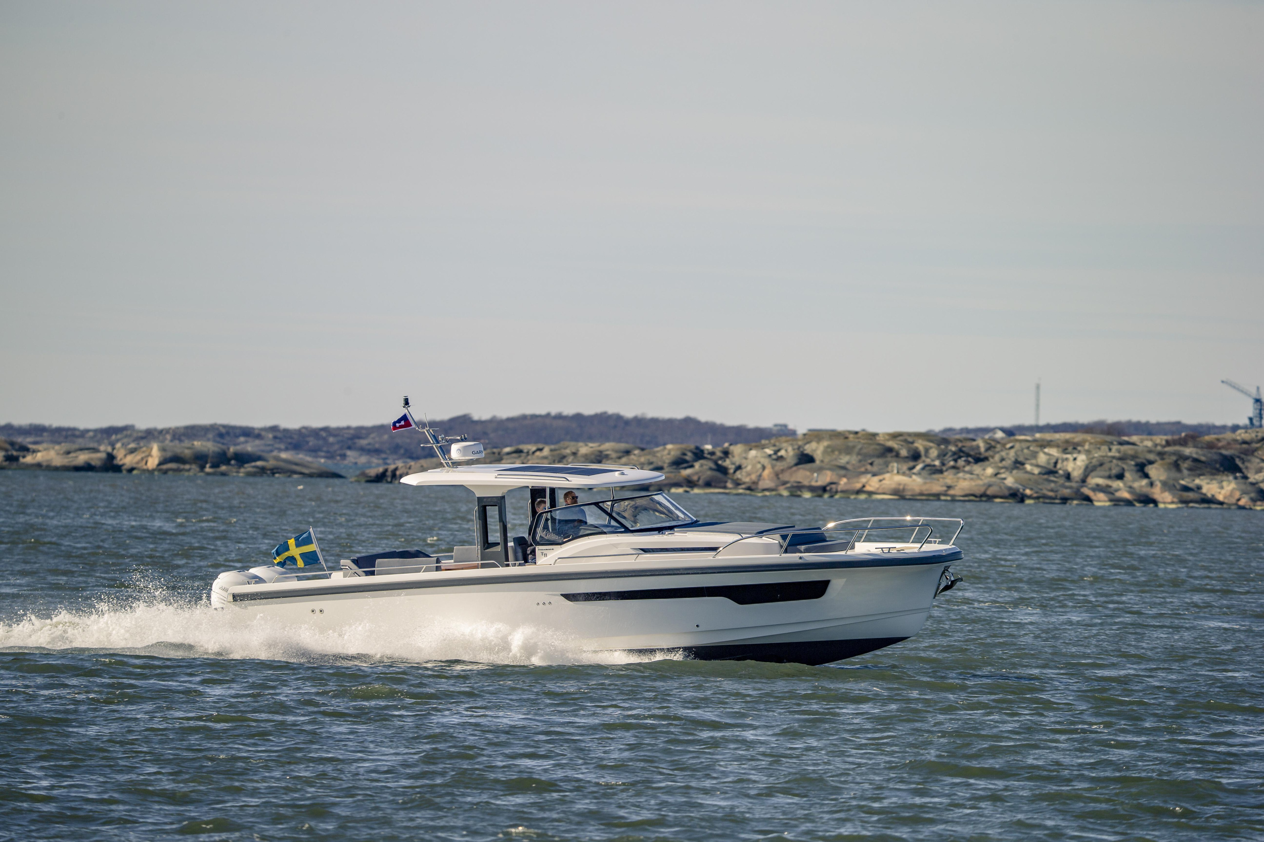 Nimbus Tender T11 — photo 30