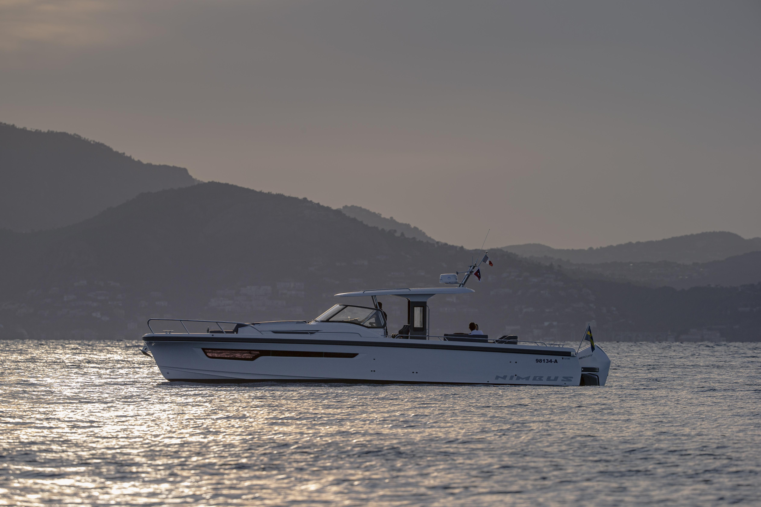 Nimbus Tender T11 — photo 94