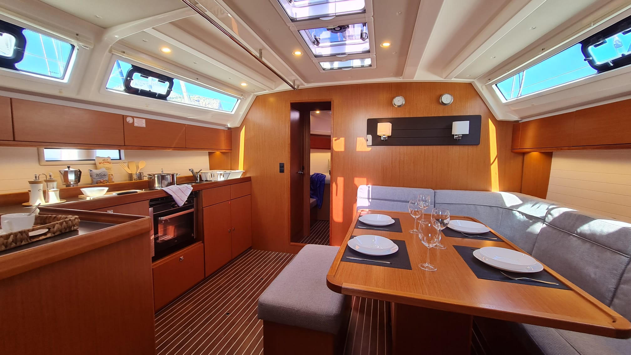 Bavaria Cruiser 46 — photo 11