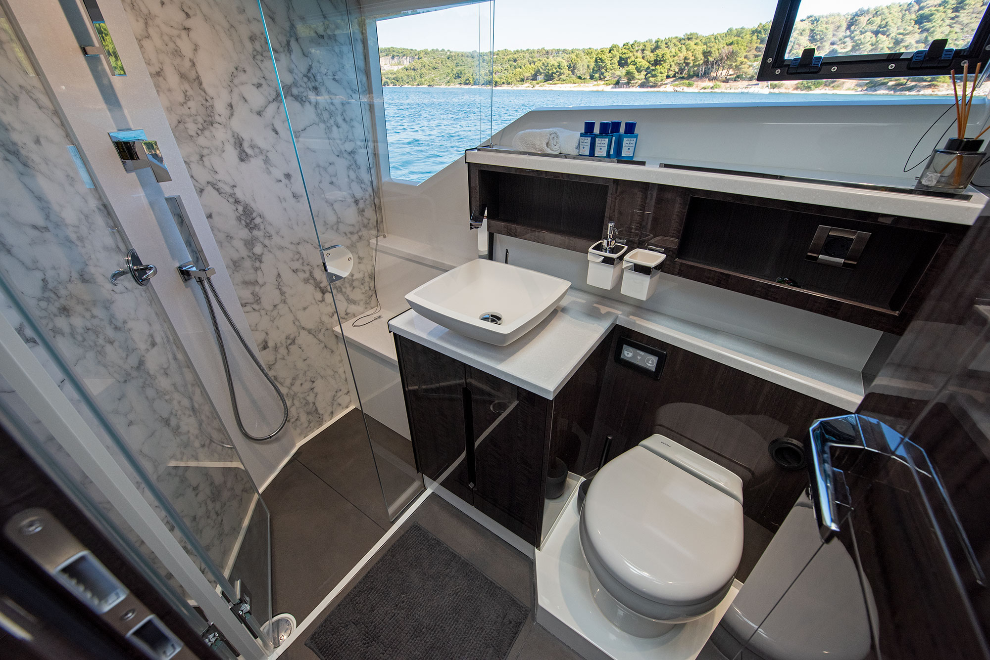 Galeon 500 Fly — photo 2