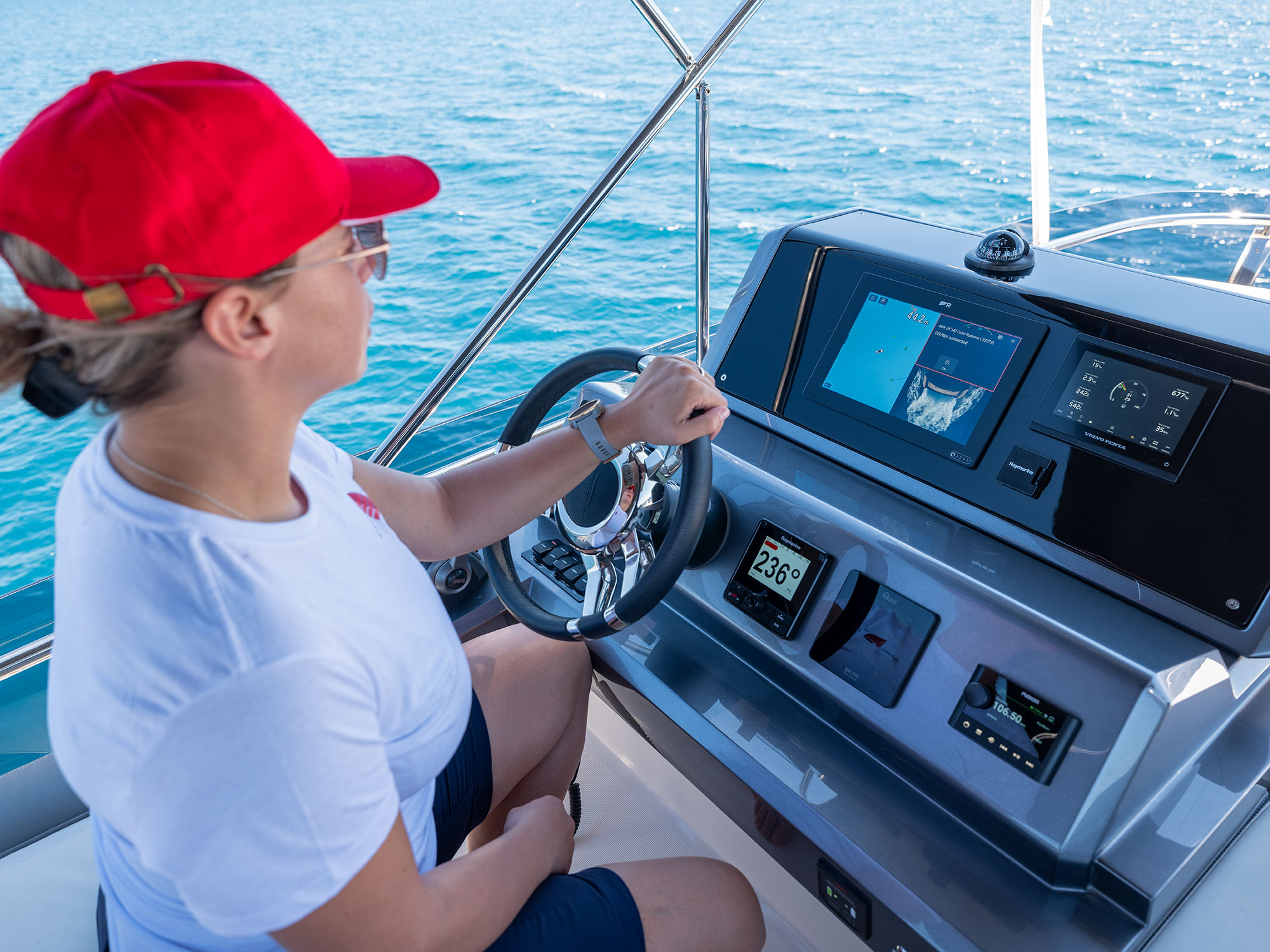 Galeon 500 Fly — photo 33