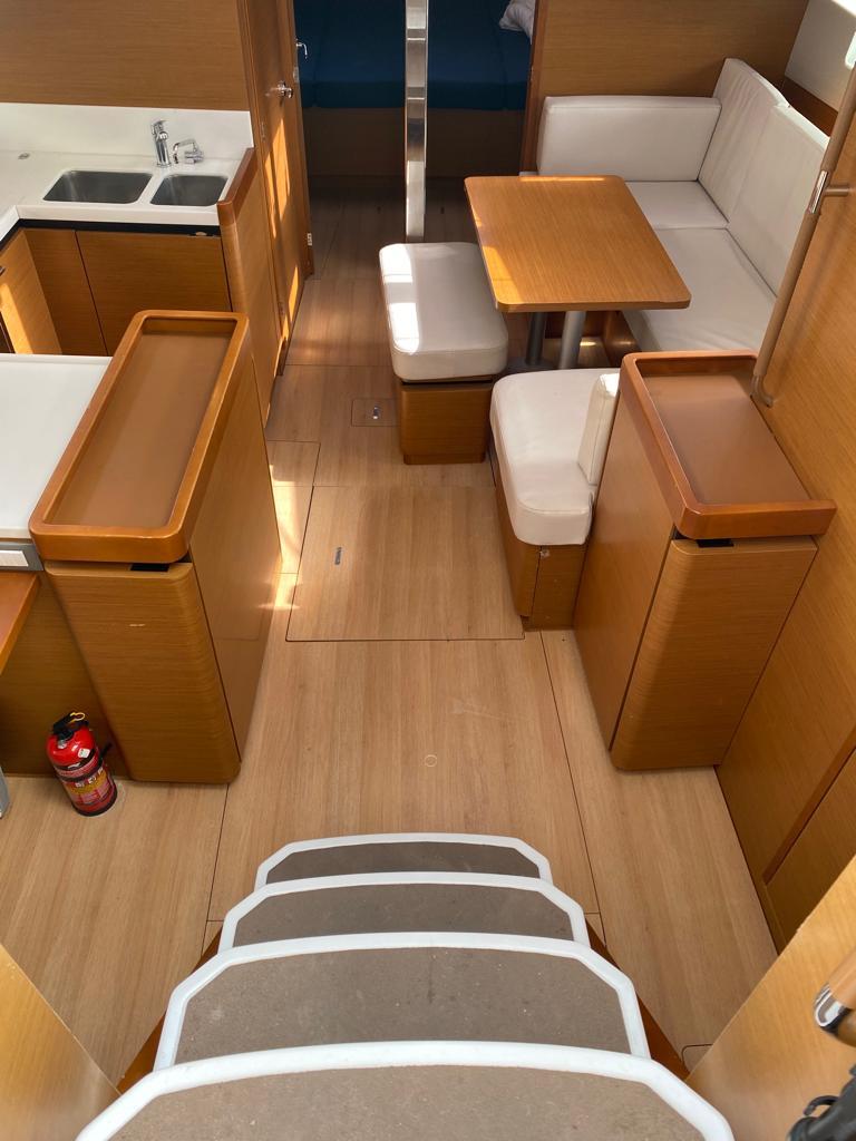 Sun Odyssey 440 — photo 11