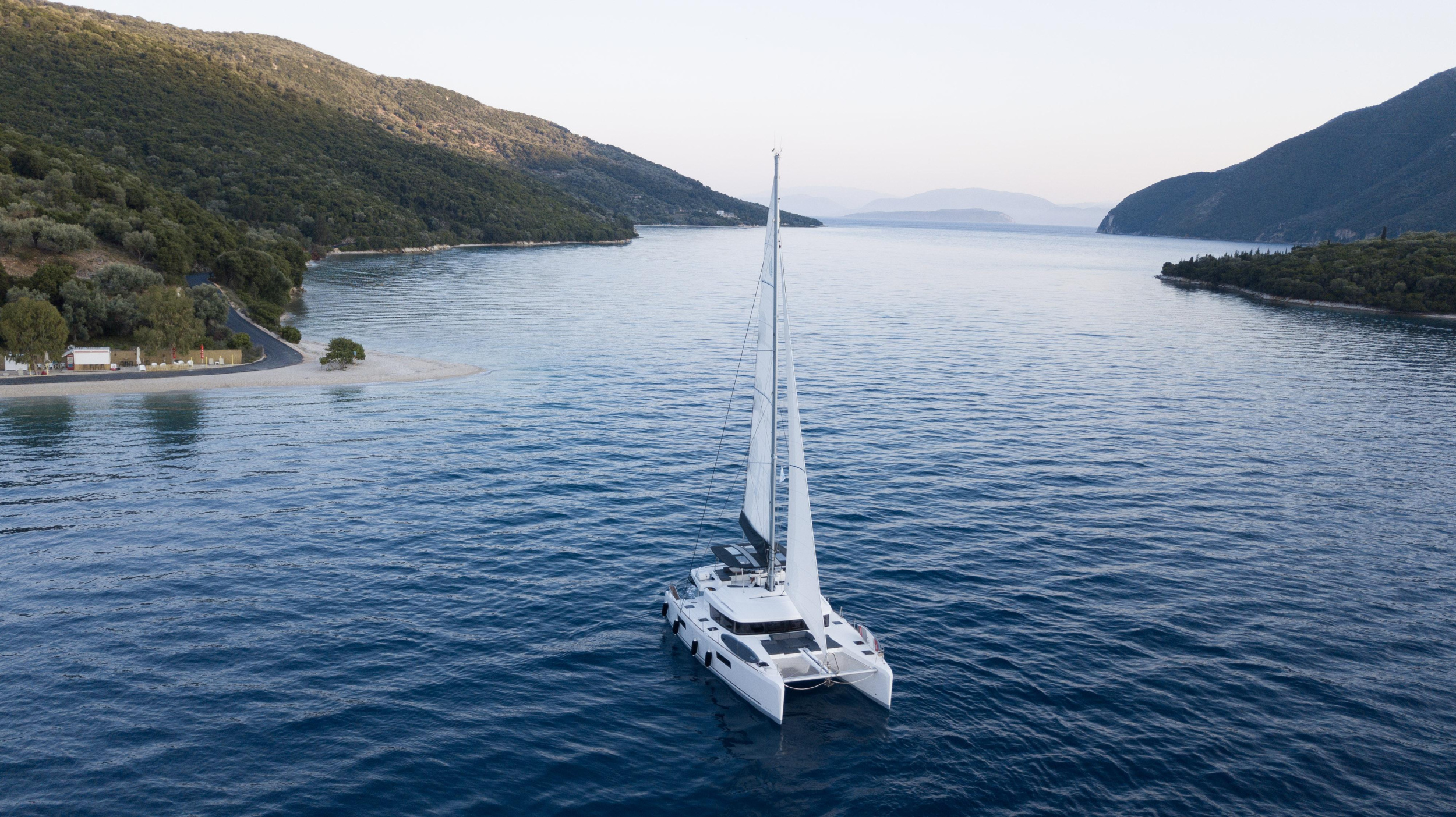 Lagoon 52 — photo 25