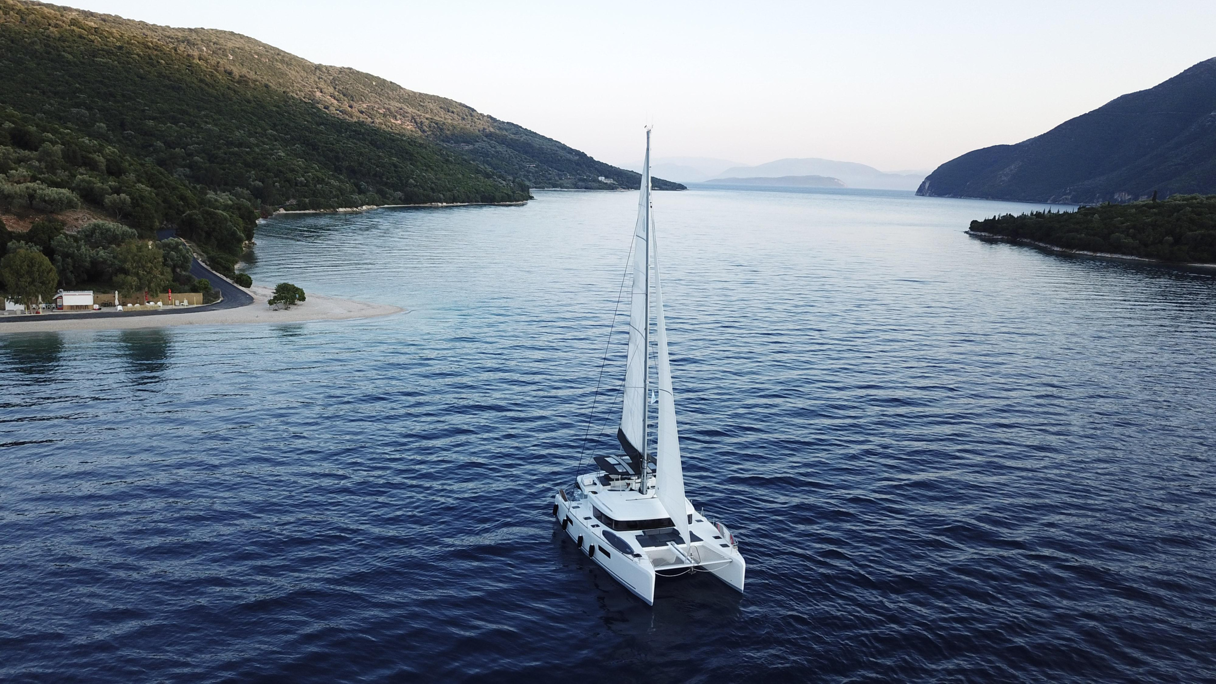 Lagoon 52 — photo 18