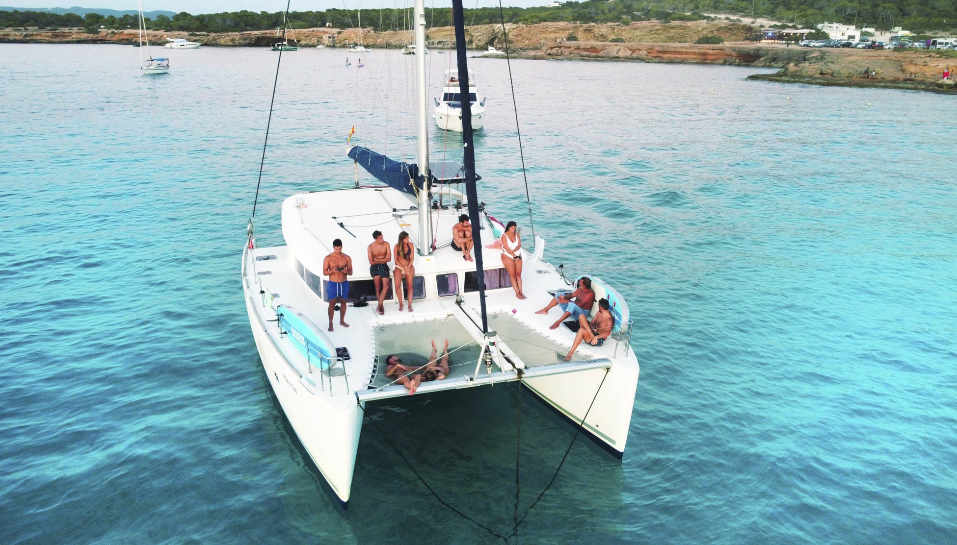 Lagoon 400 — photo 21