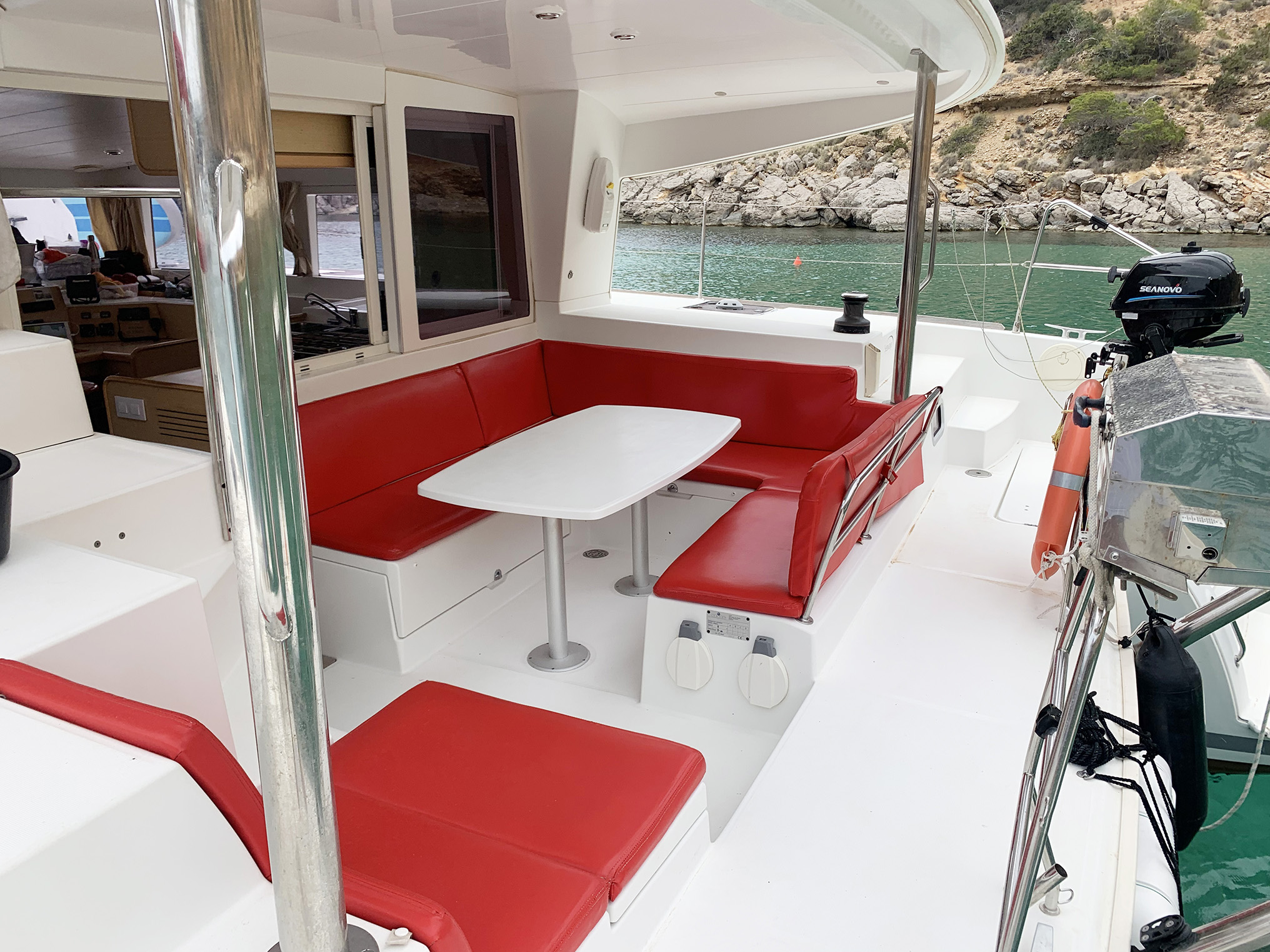 Lagoon 400 — photo 33