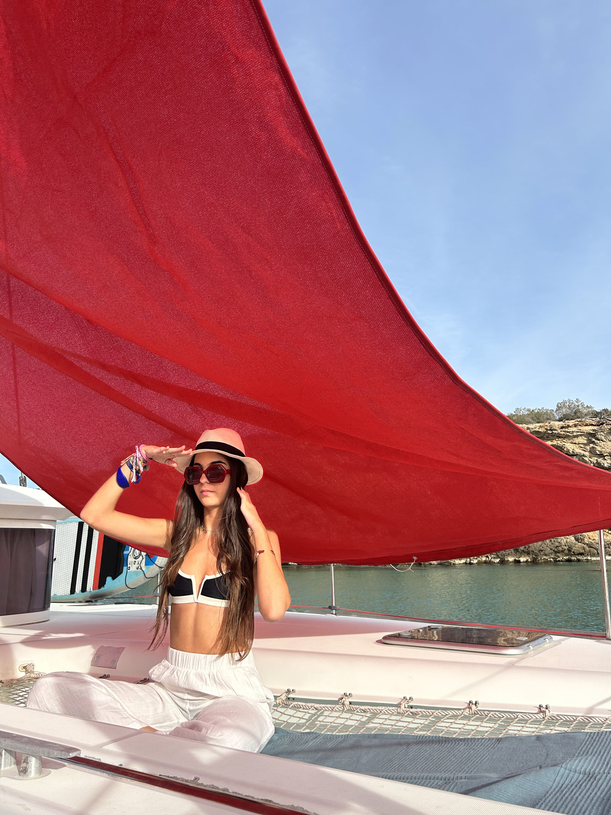 Lagoon 400 — photo 2