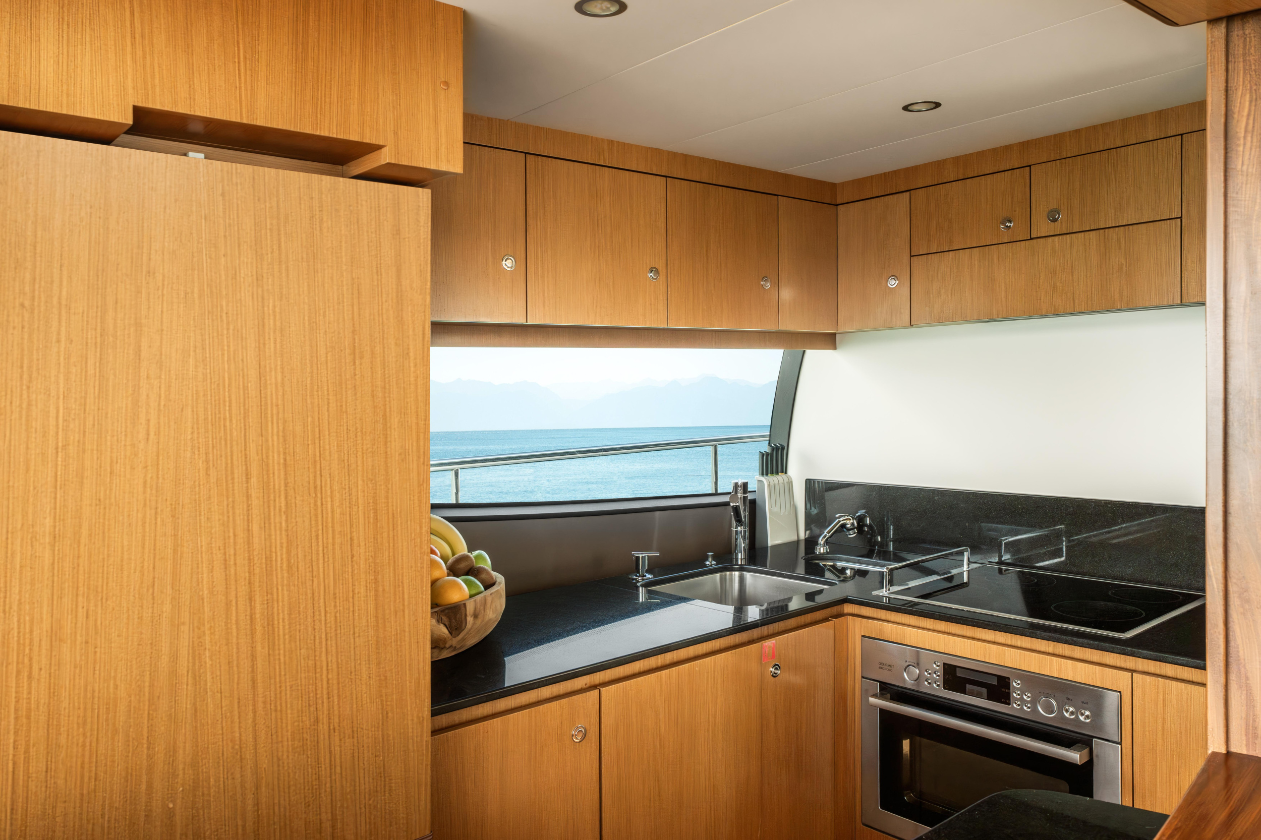 Ferretti 630 — photo 8