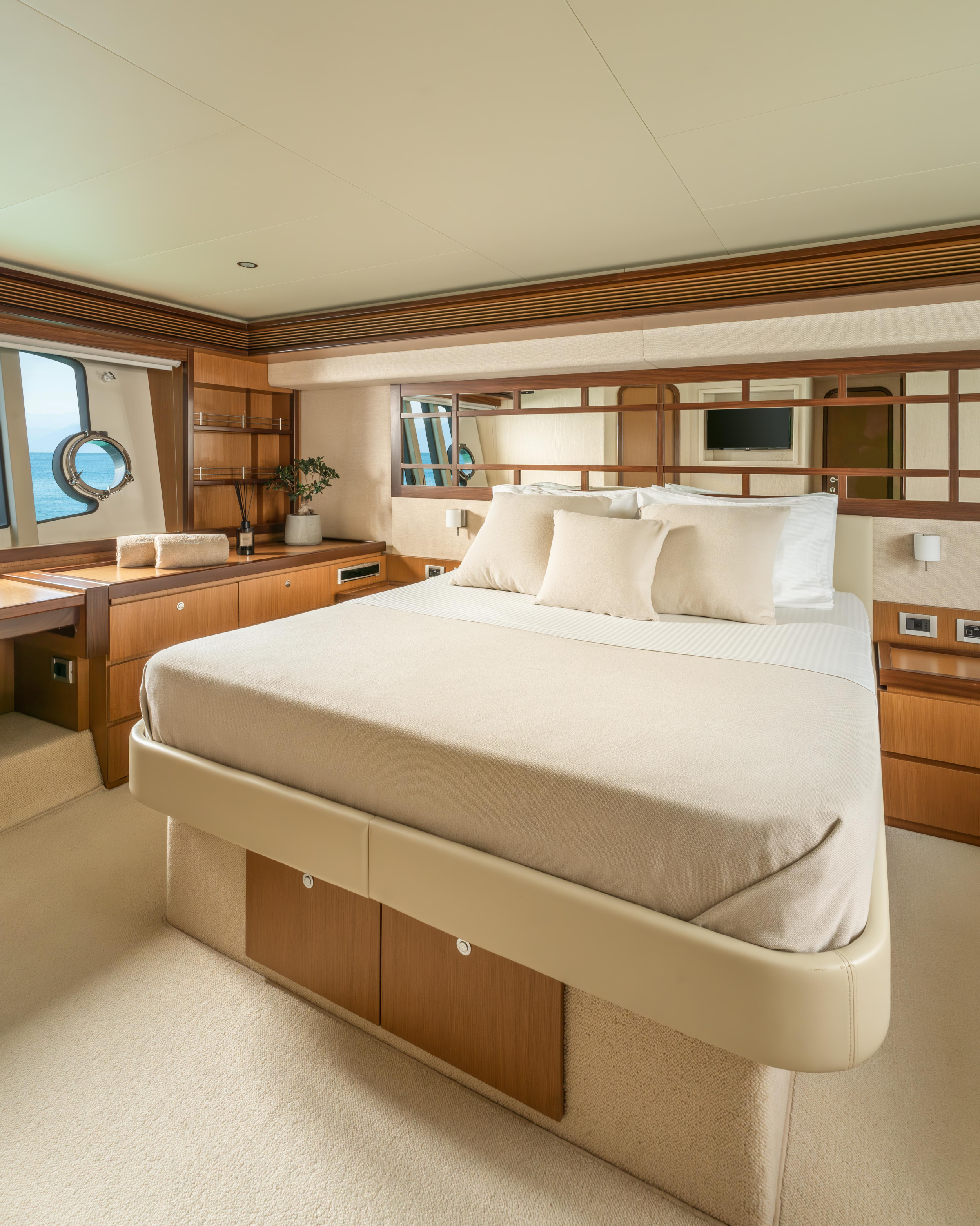 Ferretti 630 — photo 9