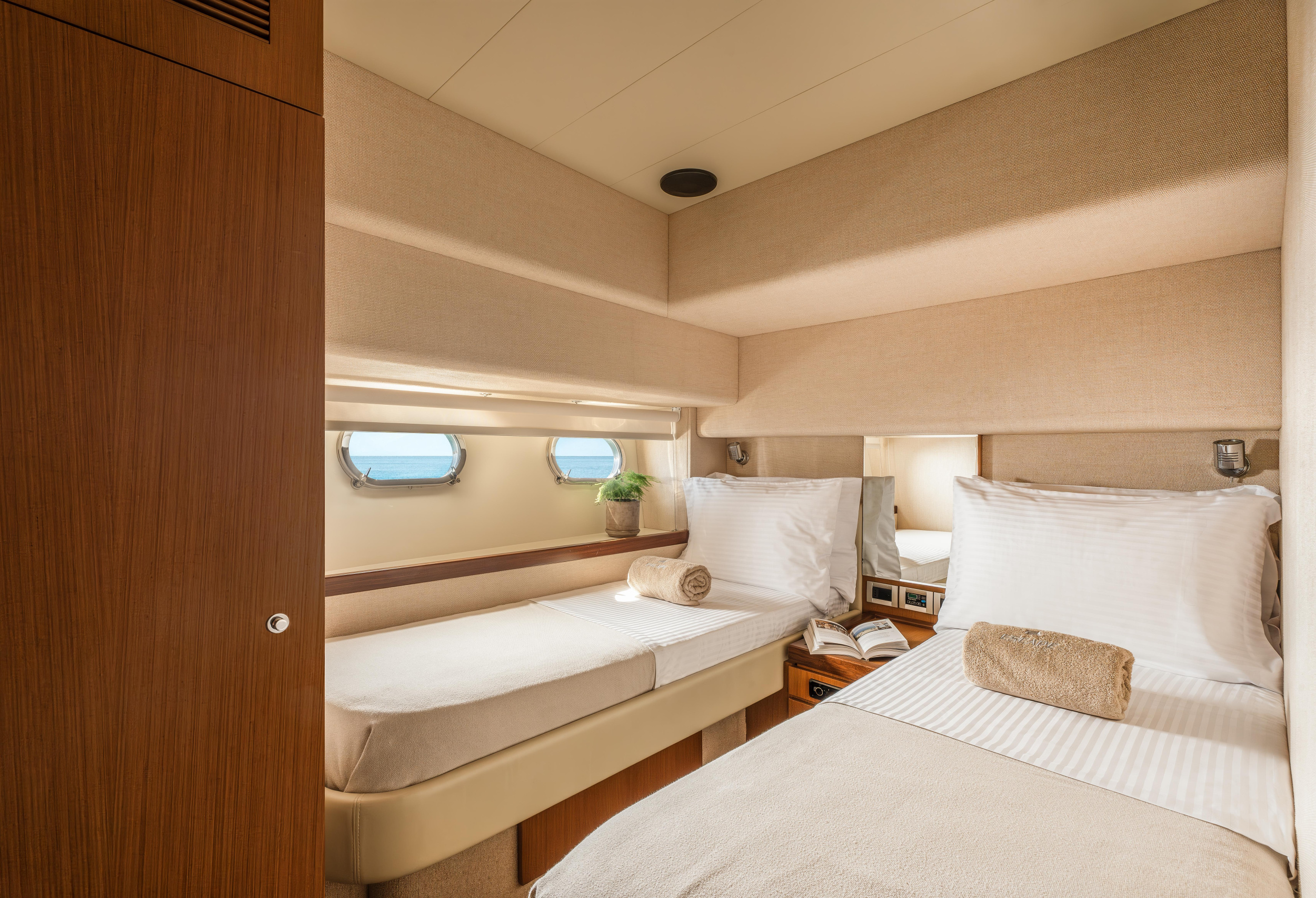 Ferretti 630 — photo 4