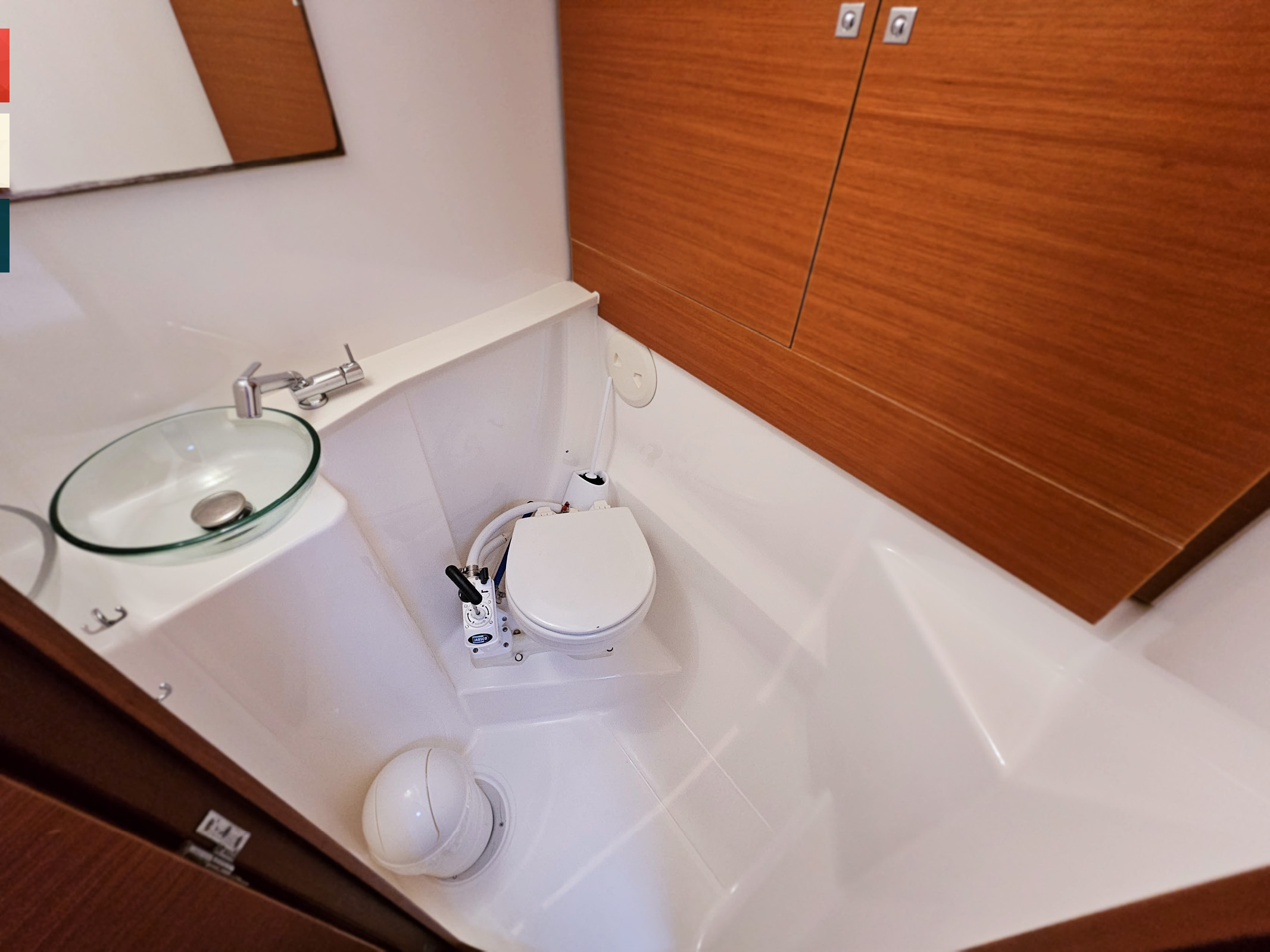 Dufour 460 Grand Large — photo 15