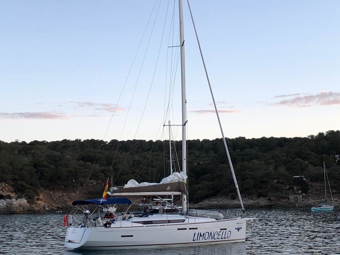 Sun Odyssey 419 — photo 1