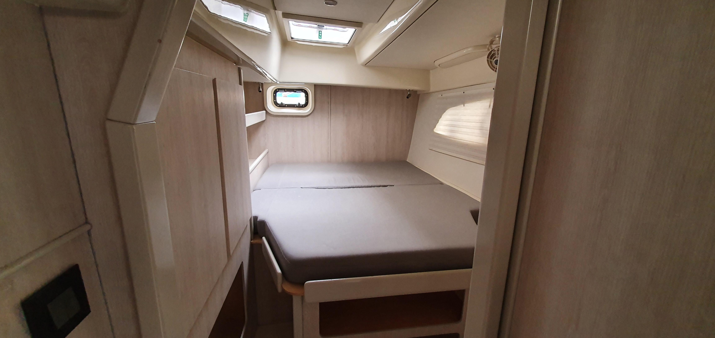 Leopard 44 — photo 16