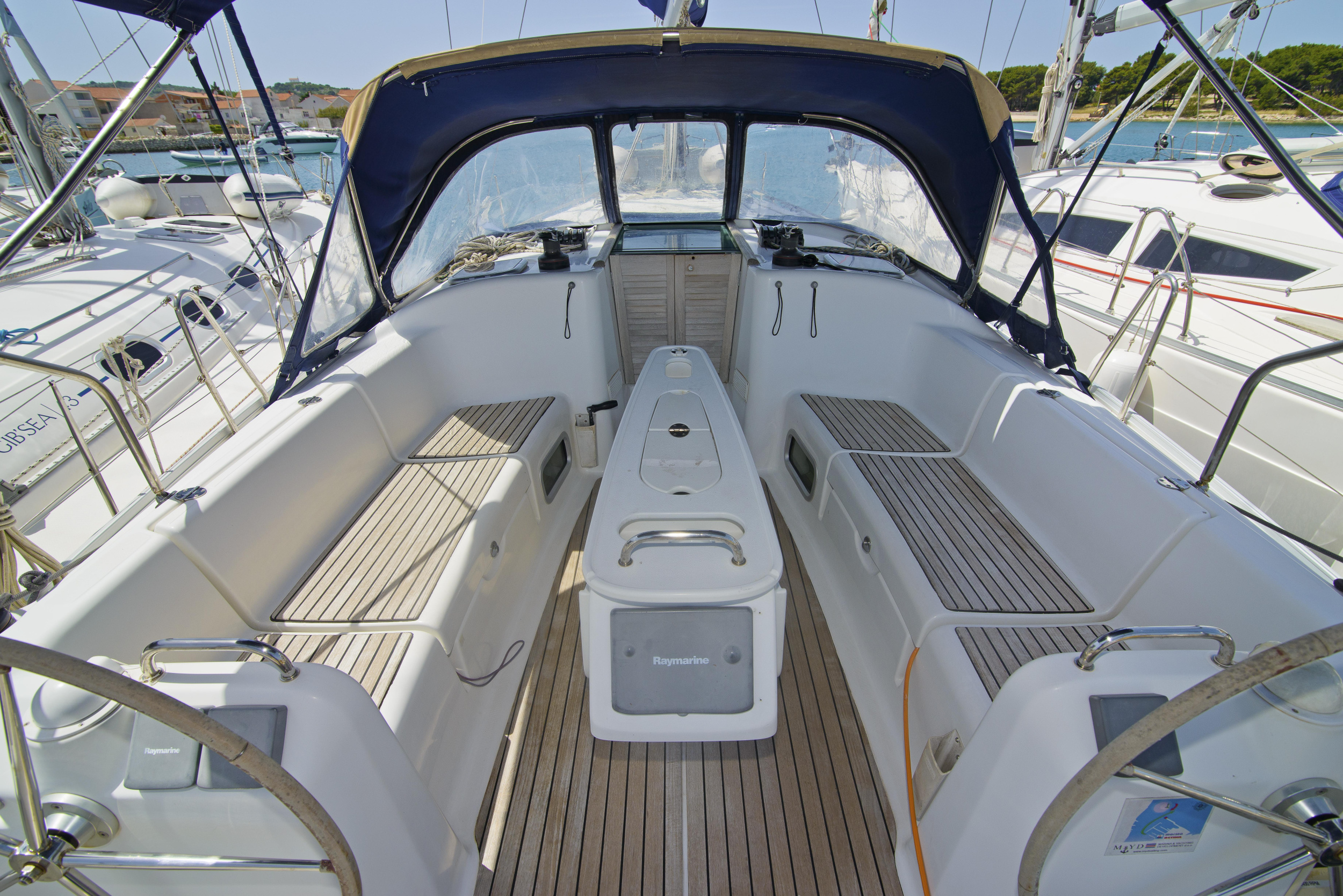 Beneteau Cyclades 39.3 — photo 2