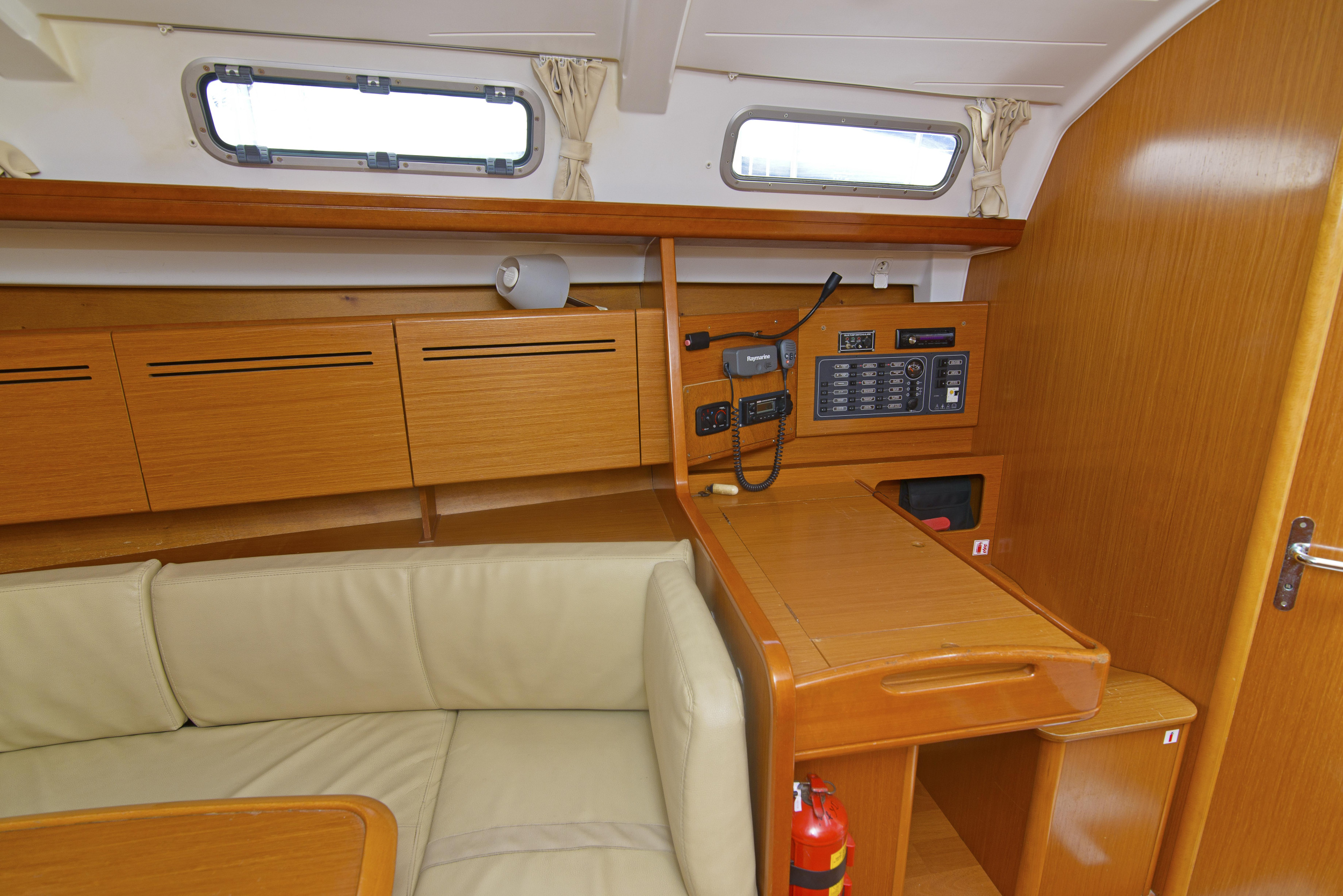 Beneteau Cyclades 39.3 — photo 4