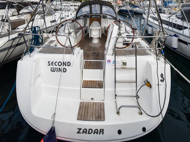 OCEANIS 40 (3 CAB) — photo 6