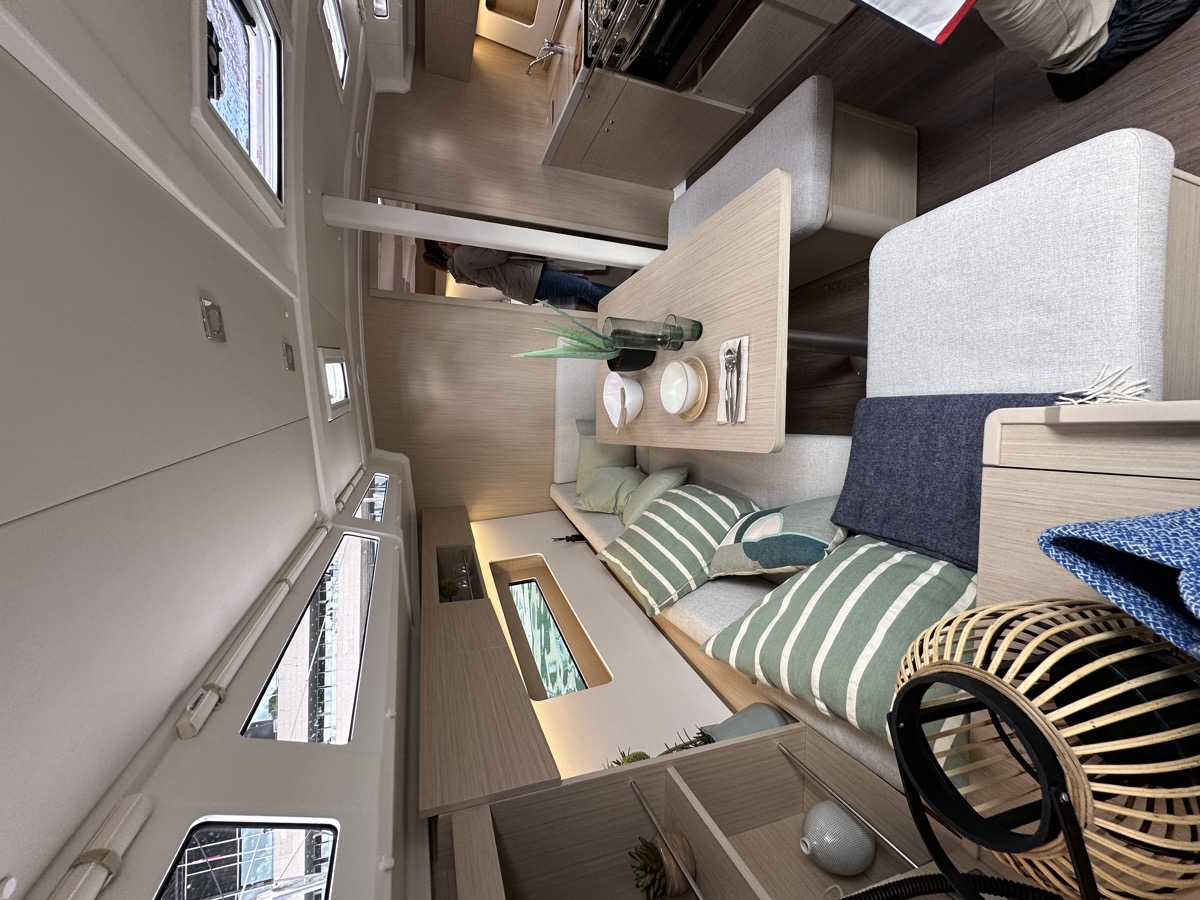 Oceanis 37.1 — photo 8